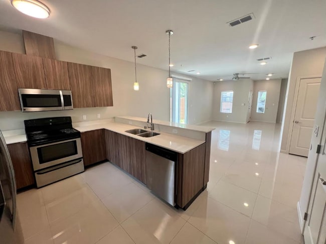 Foto del edificio - 1021 E la Cantera Ave