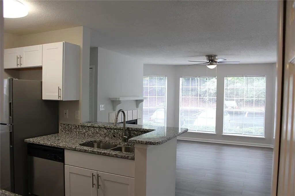 Foto principal - 106 Hawkstone Way