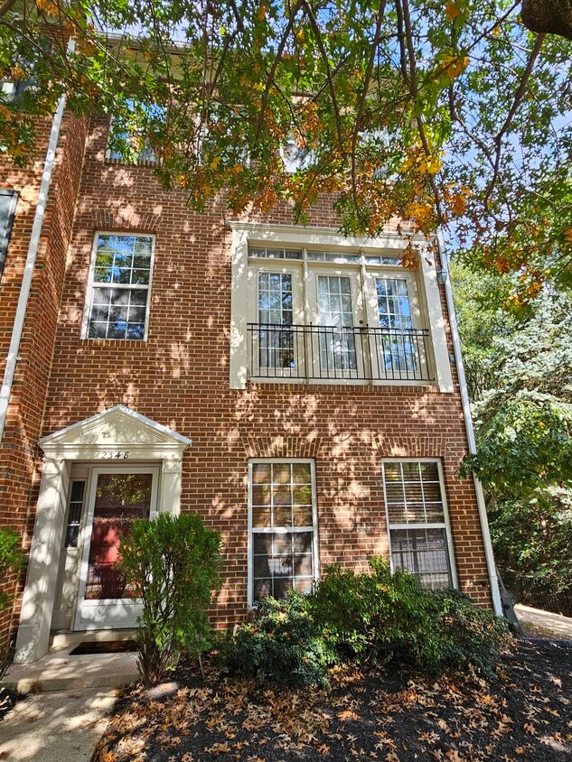 Primary Photo - 2348 Huntington Station Ct