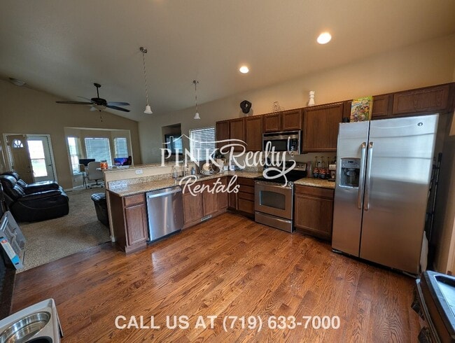 Building Photo - 8377 Freestar Way
