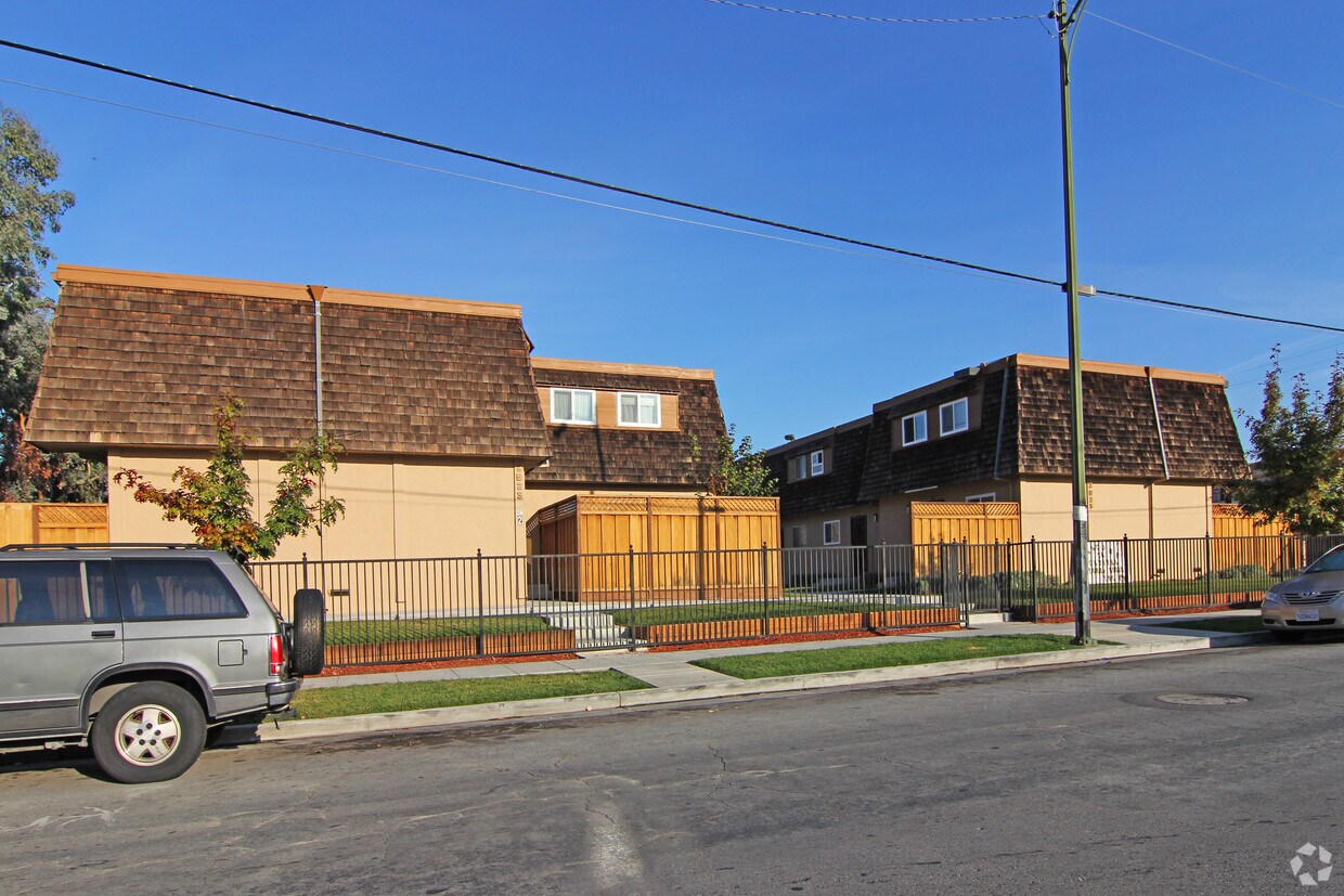 Foto principal - Capitol Townehouses