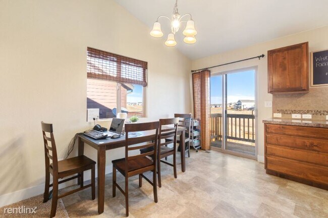 Foto del edificio - 3 br, 2 bath House - 4444 Radford Ave