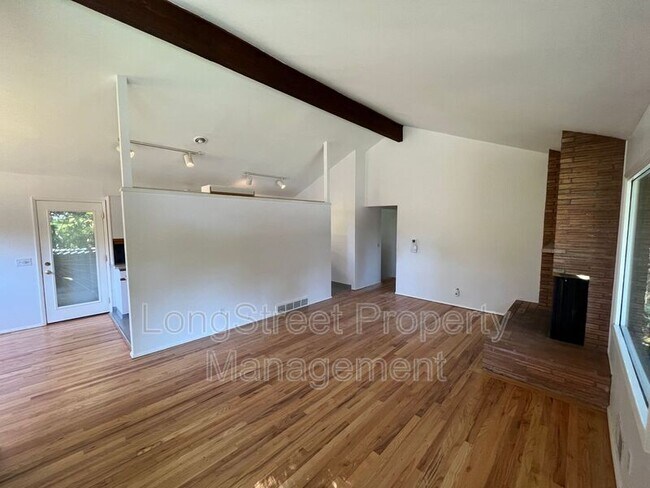 Foto del edificio - 4426 SW 34th Ave