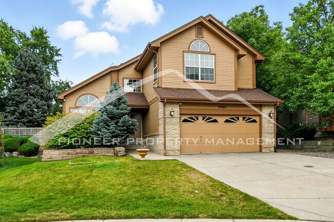 Foto del edificio - Stunning Home with Central AC and 2-Car Garage