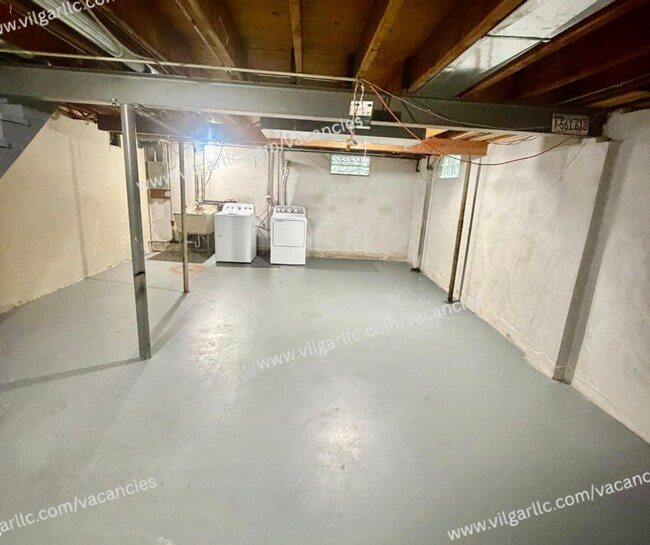 Foto del edificio - 2721 40th Pl