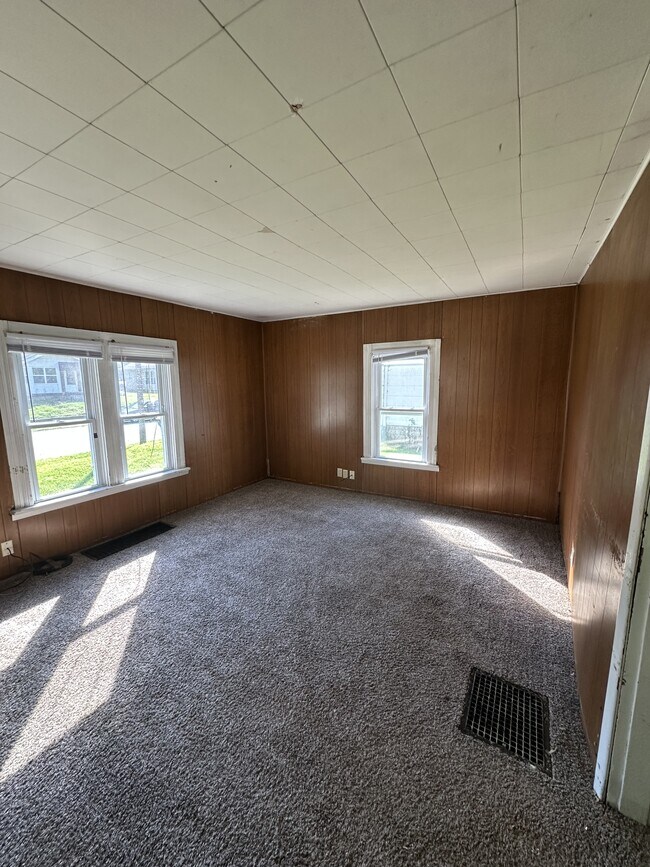 Building Photo - 1531 Johnson Ave