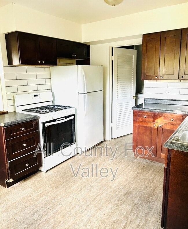 Building Photo - 3033 Florence Ave