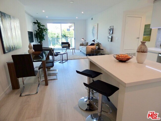 Building Photo - 1731 Federal Ave