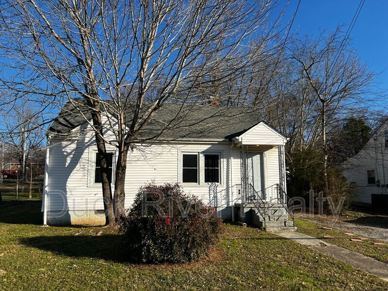 Primary Photo - 303 North St