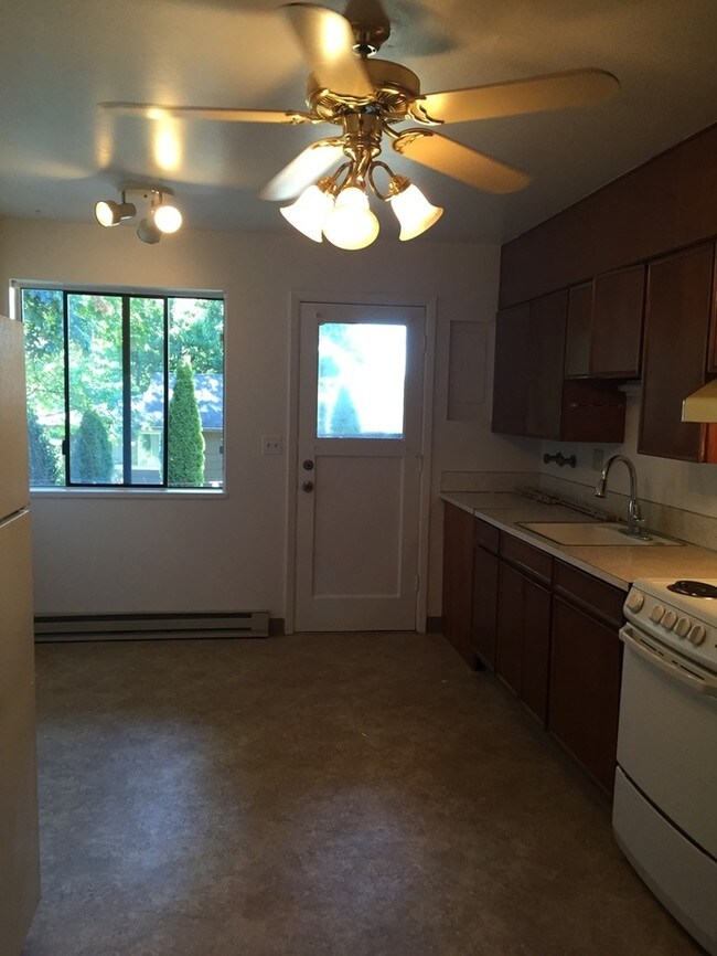 Foto del edificio - 8737 SW Terwilliger Blvd