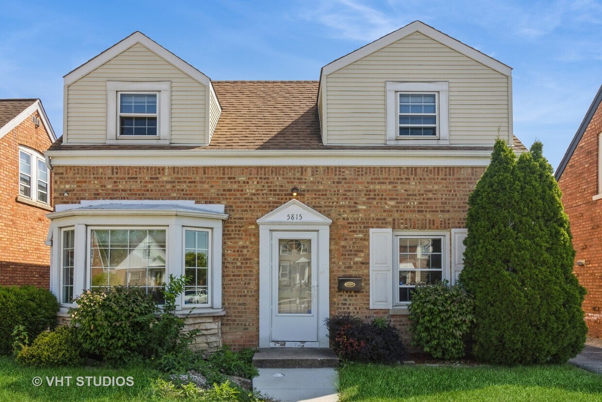 Foto principal - 5815 N Canfield Ave