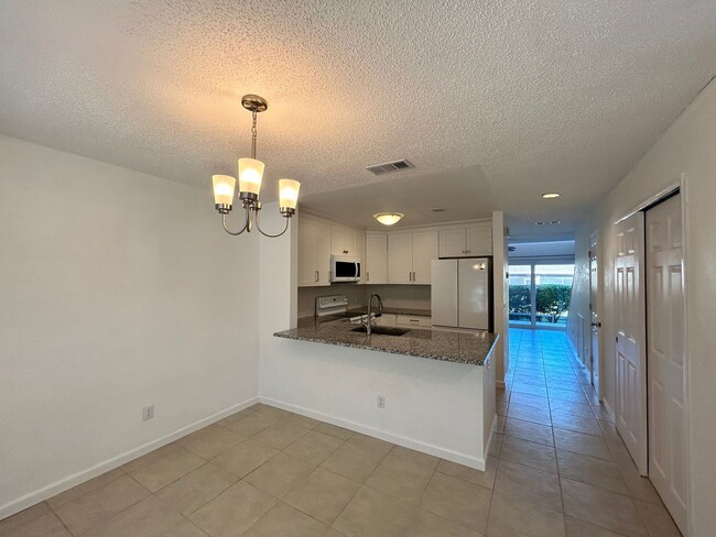 Foto del edificio - Delightful 3BR/2.5BA Condo in Altamonte Sp...
