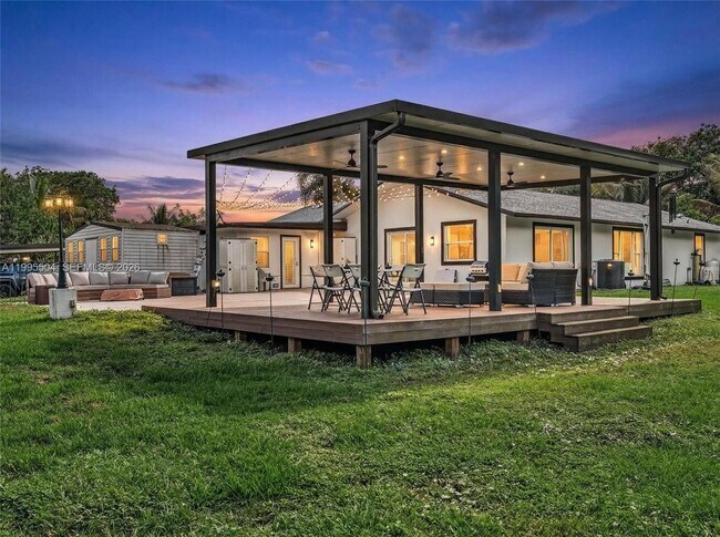 Foto del edificio - 6920 SW 182nd Way