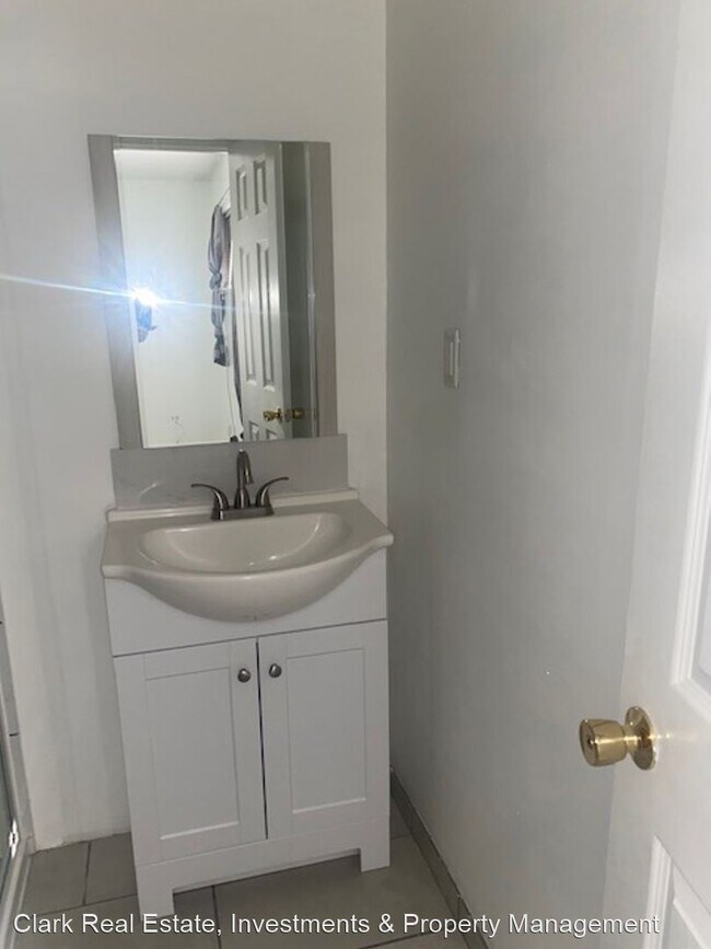 Foto del edificio - 3 br, 2 bath House - 3220 Delna Dr