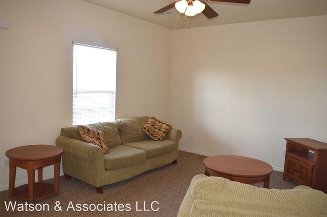 Building Photo - 16857 Hunters Ridge Ln