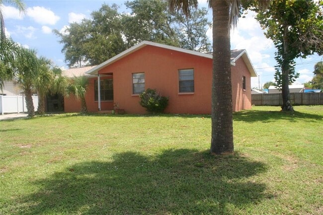 Foto del edificio - 6341 Flamingo Dr