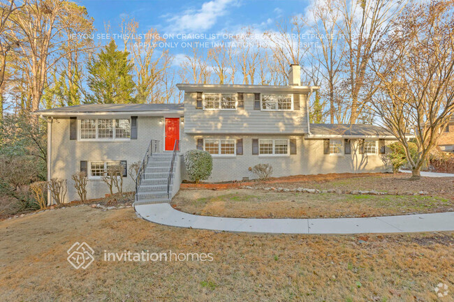 Building Photo - 1196 Evangeline Rd