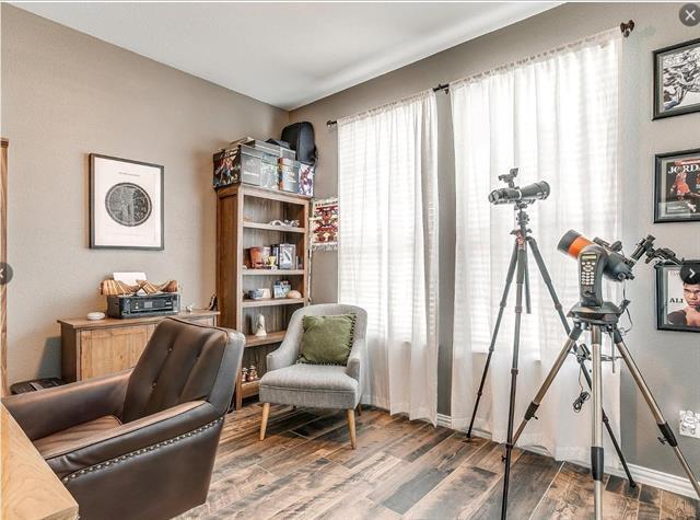 Foto del edificio - 5825 Valley Haven Way