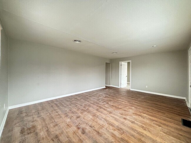 Foto del edificio - Riverview Estate