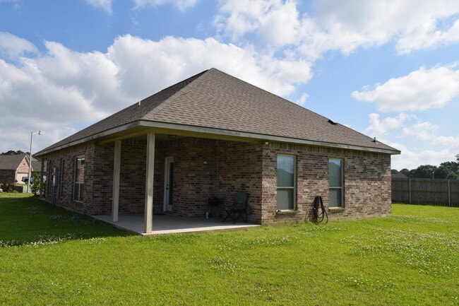 Building Photo - 113 Green Mountain Ridge Street