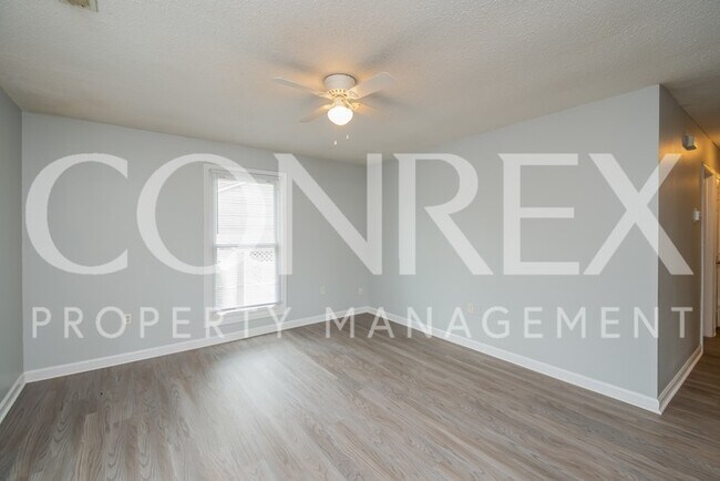 Building Photo - Charming 3 Bedroom, 2 Bath