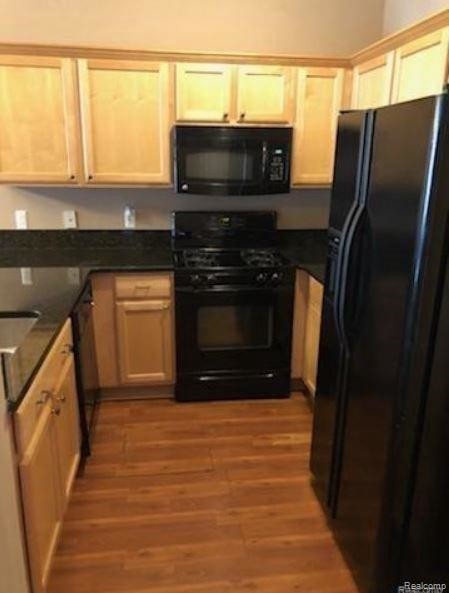 Foto del edificio - 3895 Cherry Creek Ln
