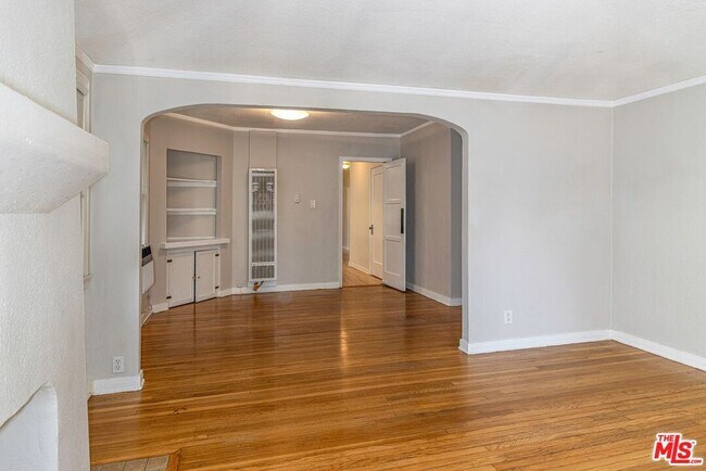 Foto del edificio - 1163 N Genesee Ave