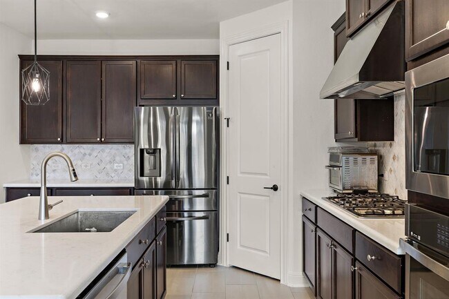 Building Photo - 328 Terrene Trl