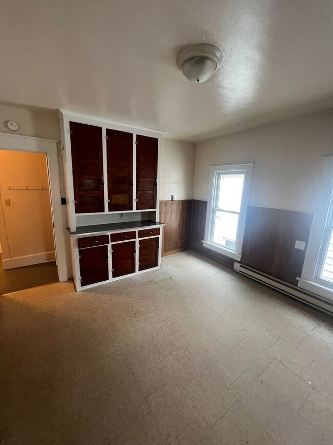 Foto del edificio - 820 Hess Ave