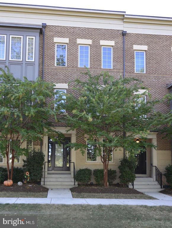 Building Photo - 22904 Bollinger Terrace