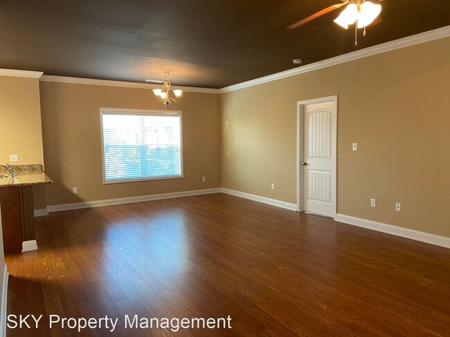 Building Photo - 1 br, 1 bath Apartment - Village at Tradit...