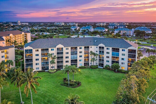 Foto del edificio - 275 Palm Ave