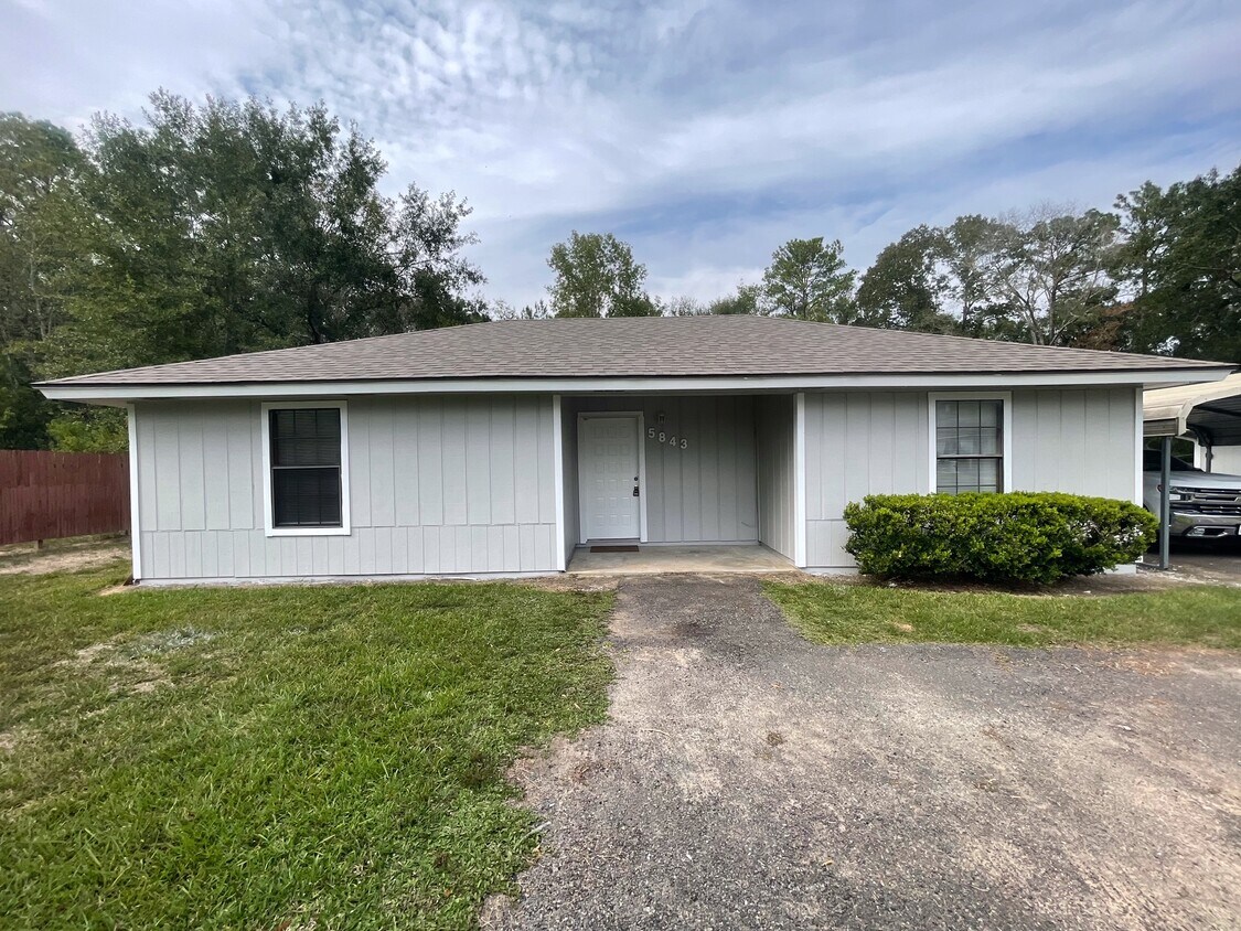 5843 Pine Hill Dr, Kountze, TX 77625 House Rental in Kountze, TX