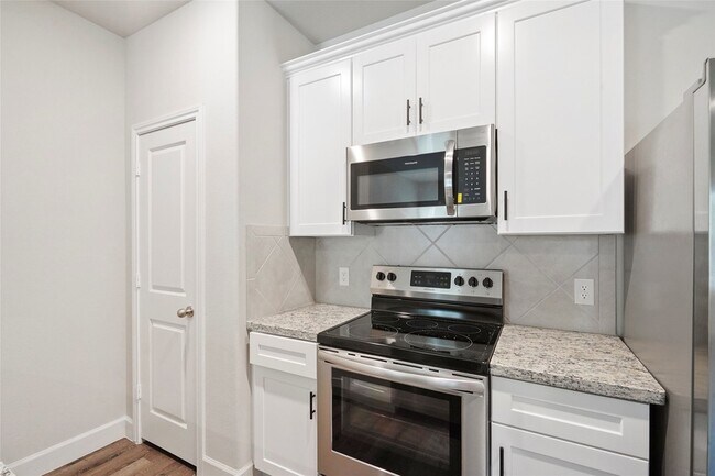 Foto del edificio - 412 Avenue H