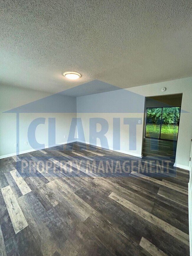 Foto del edificio - 904 Valley Head Rd NW