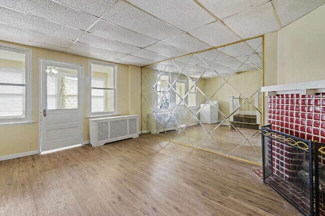 Foto del edificio - 5335 Willows Ave