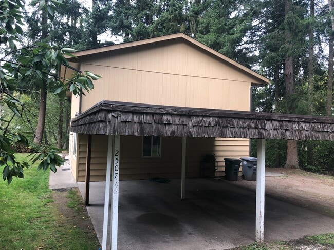 Building Photo - 2507 1/2 B Street