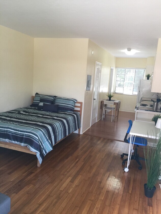 Foto principal - 2821 SW 1st Ave