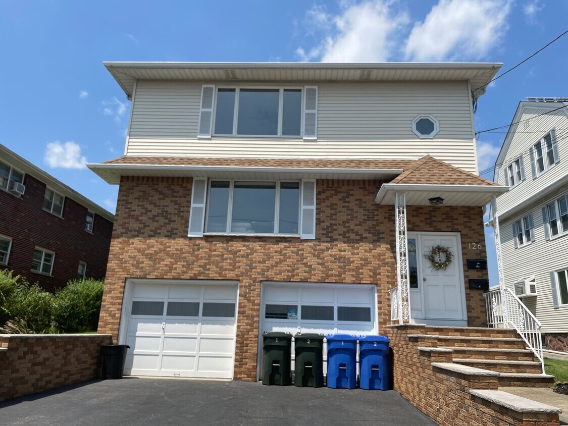 Primary Photo - 126 Prospect Pl