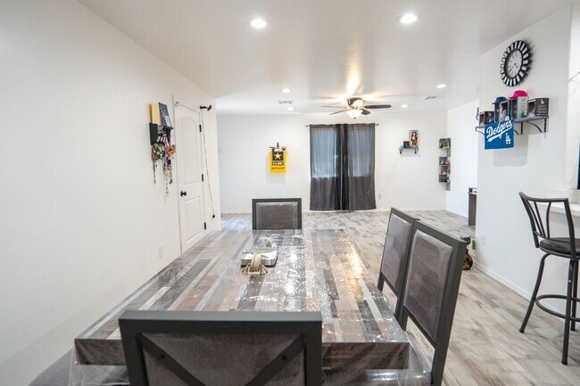 Foto del edificio - 2231 E 14th St