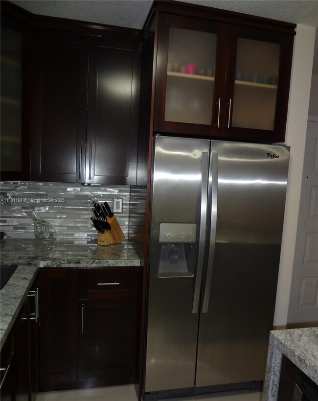 Foto del edificio - 15650 SW 80th St