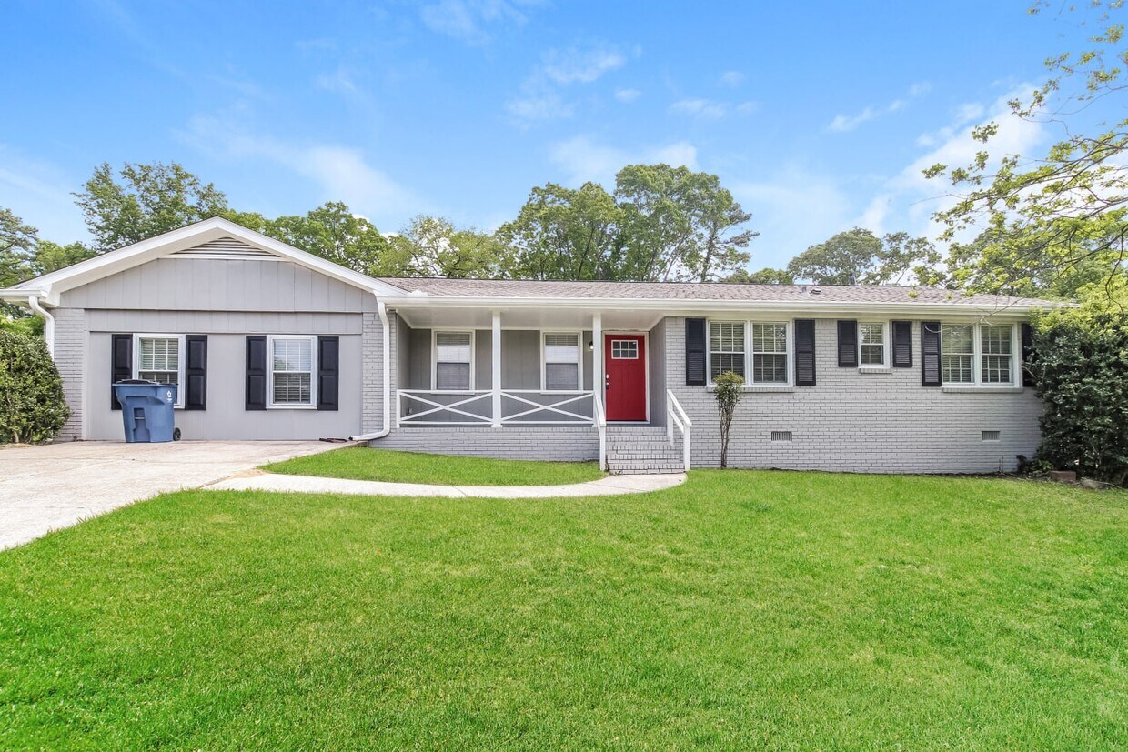 Primary Photo - 2686 Turner Valley Cir Sw