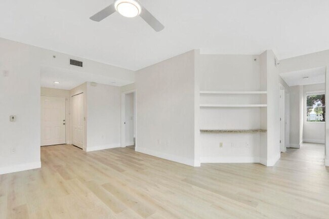 Foto del edificio - 11037 Legacy Blvd