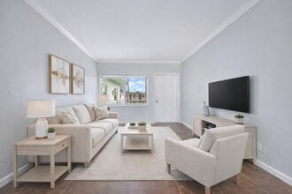 Building Photo - 521 NE 82nd Terrace