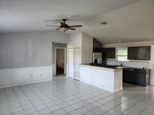 Living area - 1726 SW Millikin Ave House