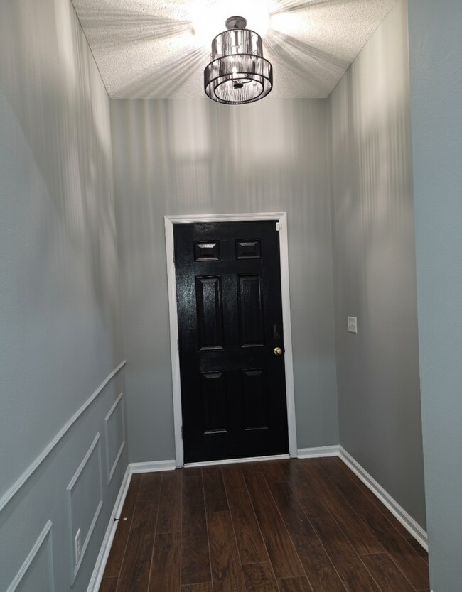 Building Photo - 1334 Camp Ridge Ln