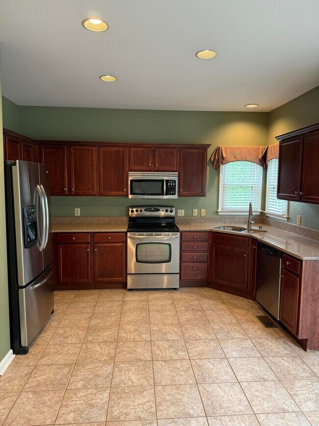 Foto del edificio - 3652 Fair Ridge Dr
