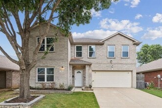 Building Photo - 1016 Aviary Dr
