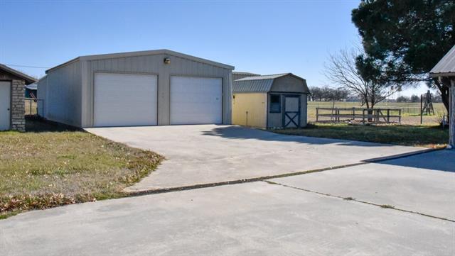 Building Photo - 622 TX-101