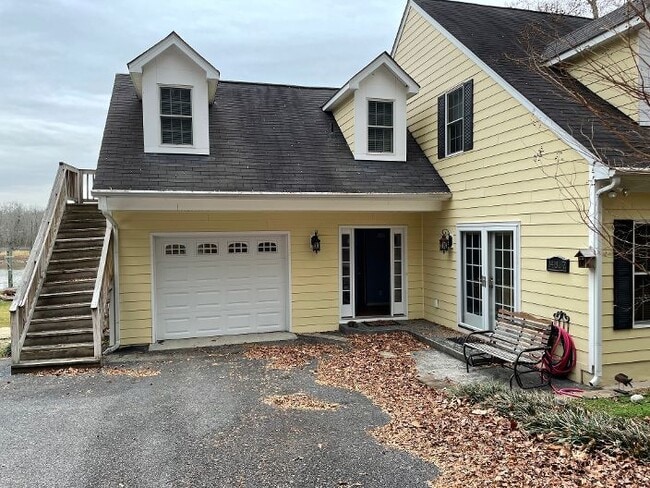 Building Photo - 14837 Gamblers Cove Ln
